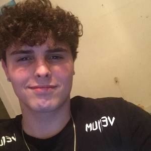 Meet your Posher, Jeremy